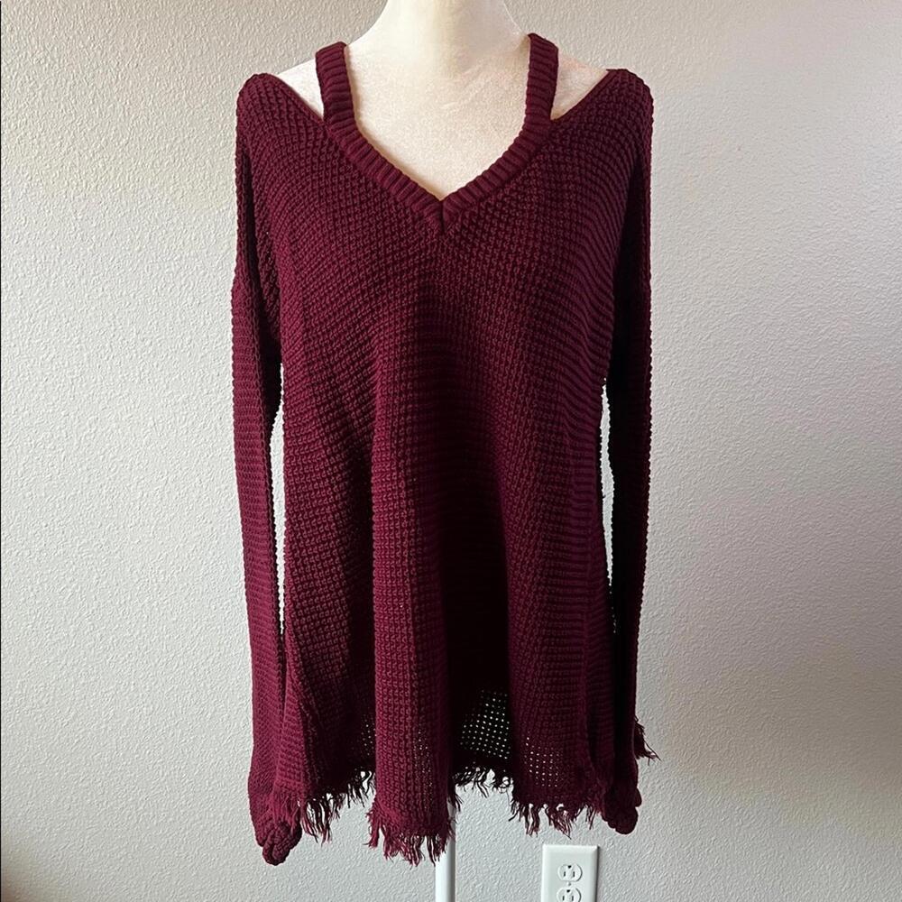 Camille & Co Cold Shoulder Fringe Sweater Burgundy Size M/L